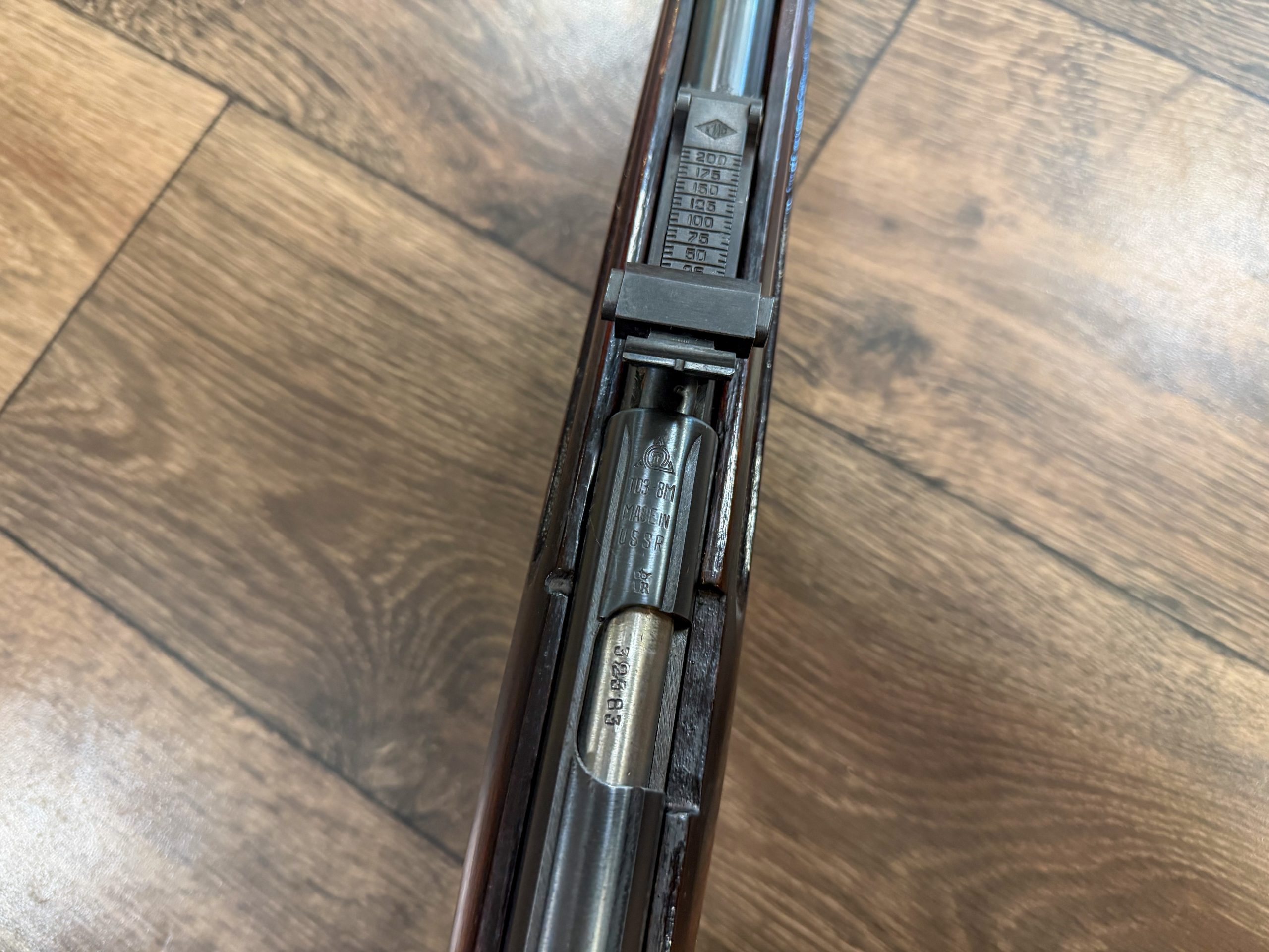 TOZ 8M Vostok - Calibre .22 LR – Image 3