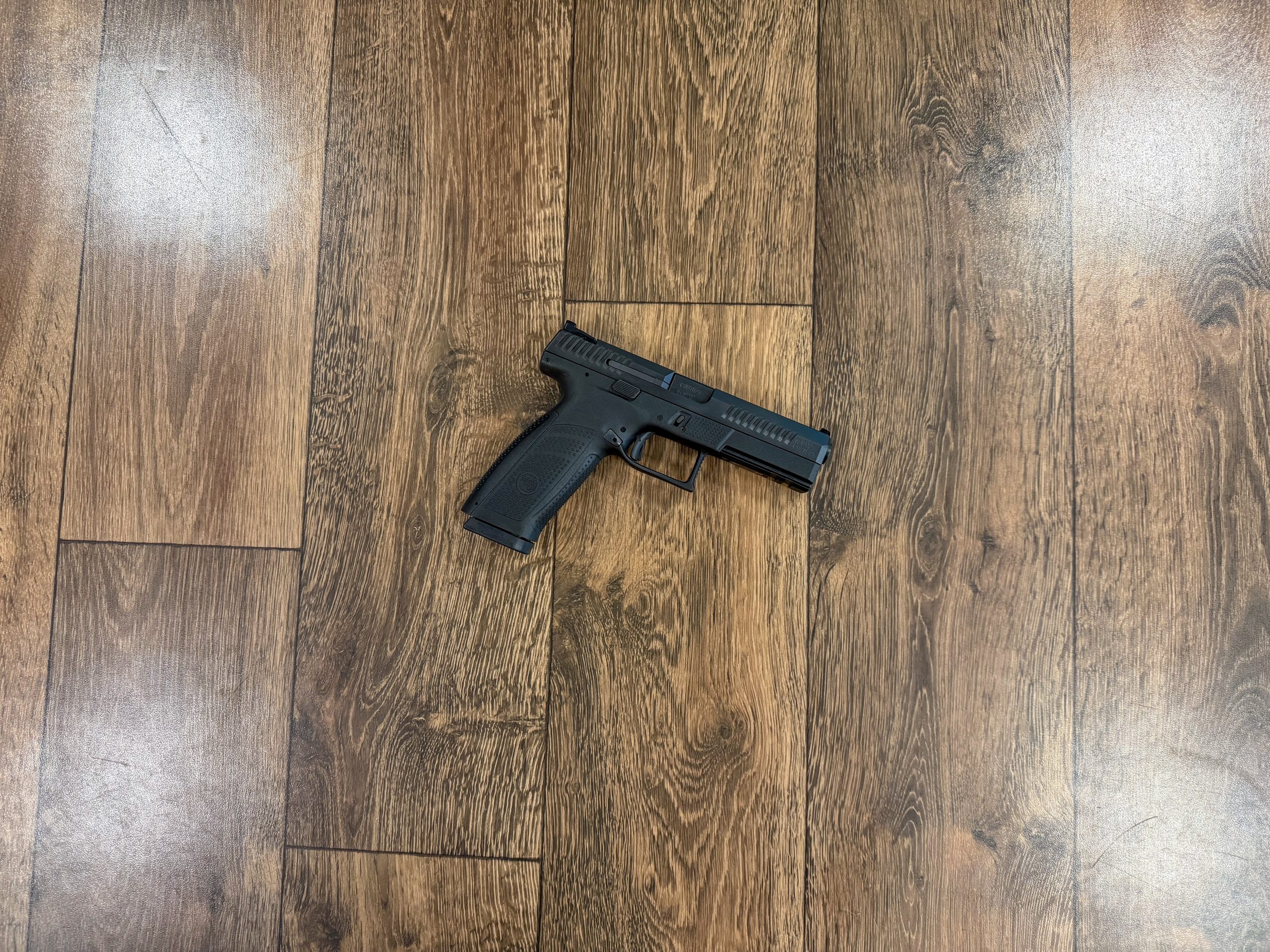 CZ P-10 F - Calibre 9x19